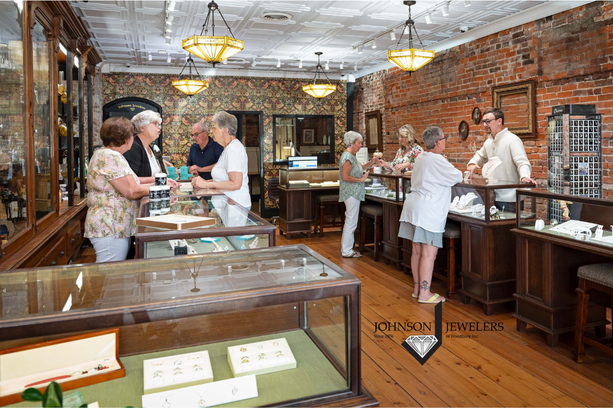 Johnsons Jewellers The Jewellery Display Company Local Jewelry